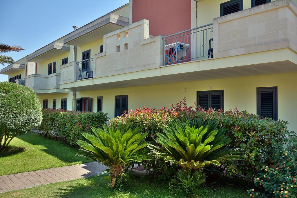 Hotel Thalas Club Torre dell'Orso Exterior foto
