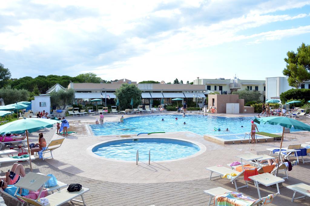 Hotel Thalas Club Torre dell'Orso Exterior foto