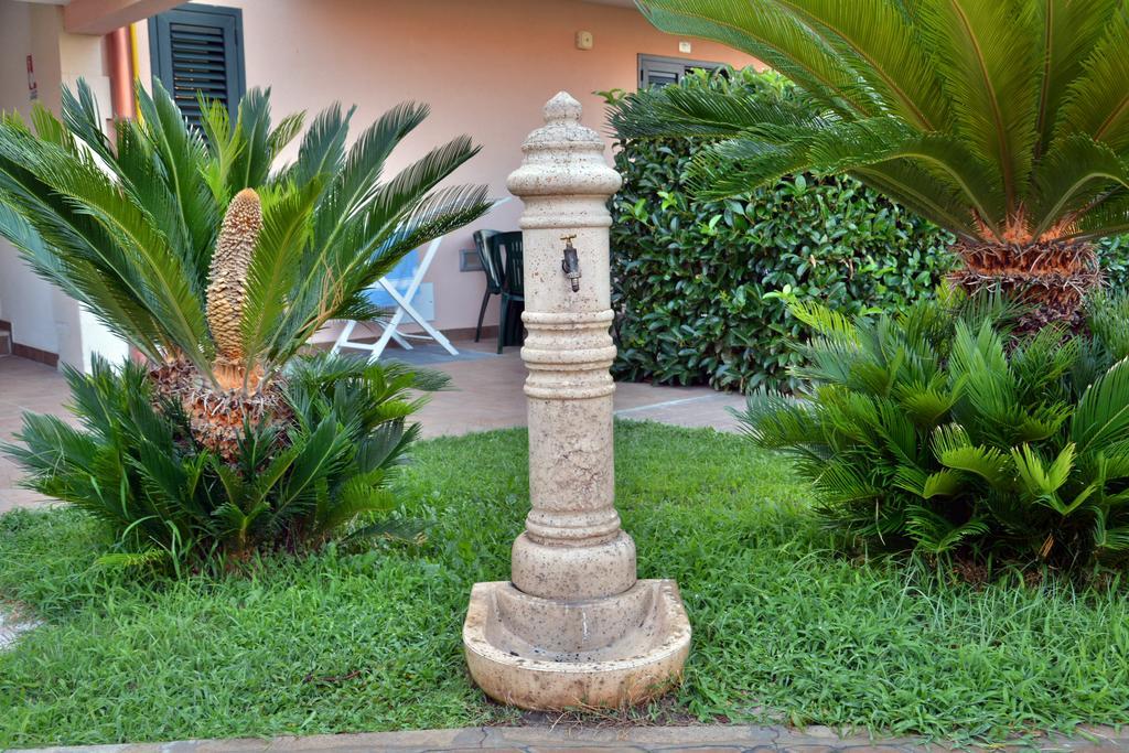 Hotel Thalas Club Torre dell'Orso Exterior foto